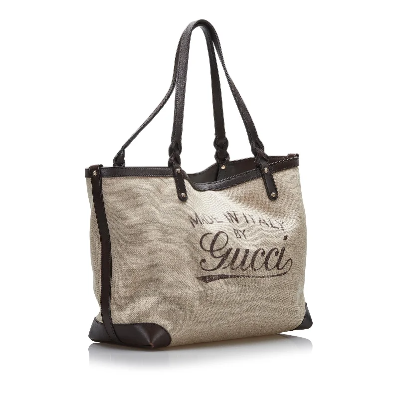 Women Gucci backpacks with a luxurious leather finishWomen Gucci backpacks with a luxurious leather finishGucci Craft Logo Tote (SHG-j5tHyy)