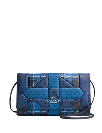 Ladies Coach Tabby bags with a detachable shoulder strapCoach Downtown Clutch in Patchwork Crossgrain Leather