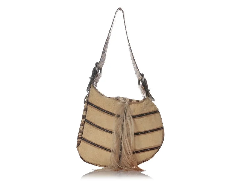 Ladies Fendi Peekaboo bags with gold - toned hardware for a touch of luxuryFendi Ostrik Hobo