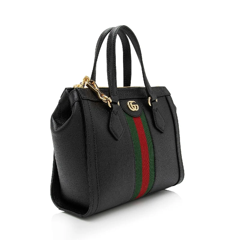 Women Gucci bags with interlocking G hardware for a classic lookWomen Gucci bags with interlocking G hardware for a classic lookGucci Leather Ophidia Small Tote (SHF-bm0lw7)