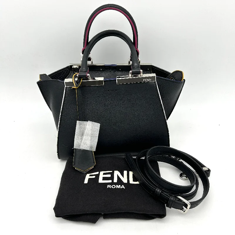 Fendi backpacks with a water - resistant exterior made of high - tech materialsFendi Petit Trois Jours Black Leather Shoulder Bag