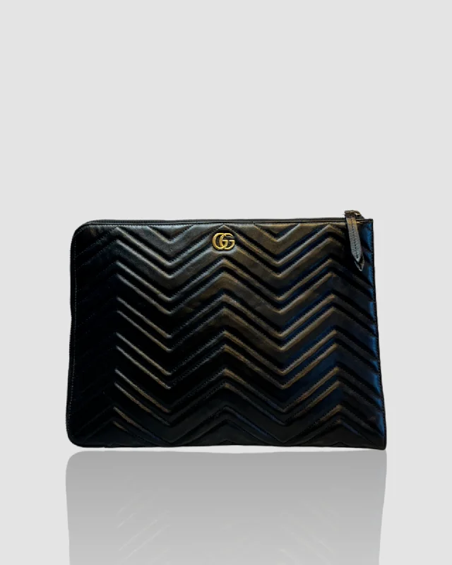 Gucci handbags for women with a metal - framed claspGucci handbags for women with a metal - framed claspGucci Pouch/Computer Sleeve