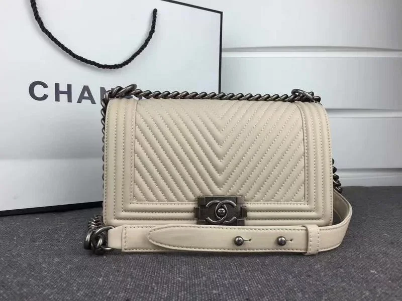 Chanel Black Handbag for Business MeetingsBC - CHANEL Bags - 640