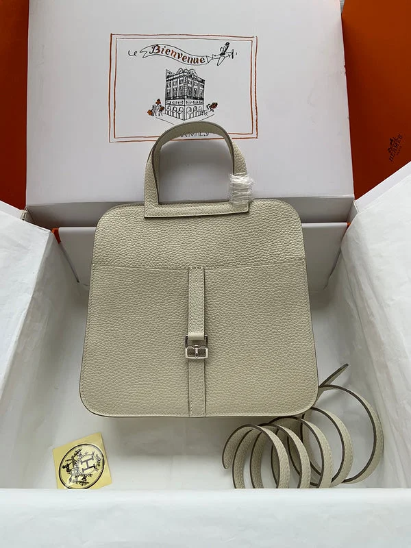 Hermes Bags with Magnetic and Twist - Lock ClosuresBoldCollect - HERMES Bags - 690