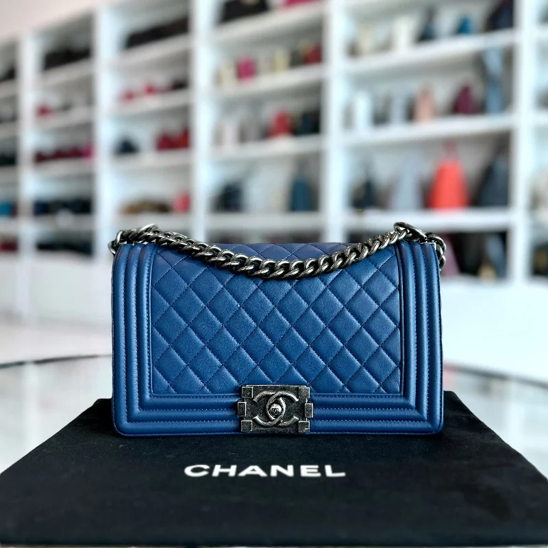 Chanel New Arrival Handbag with Gold HardwareBoy Old Medium 25CM Quilted Lambskin Leboy Dark Blue RSHW No 23