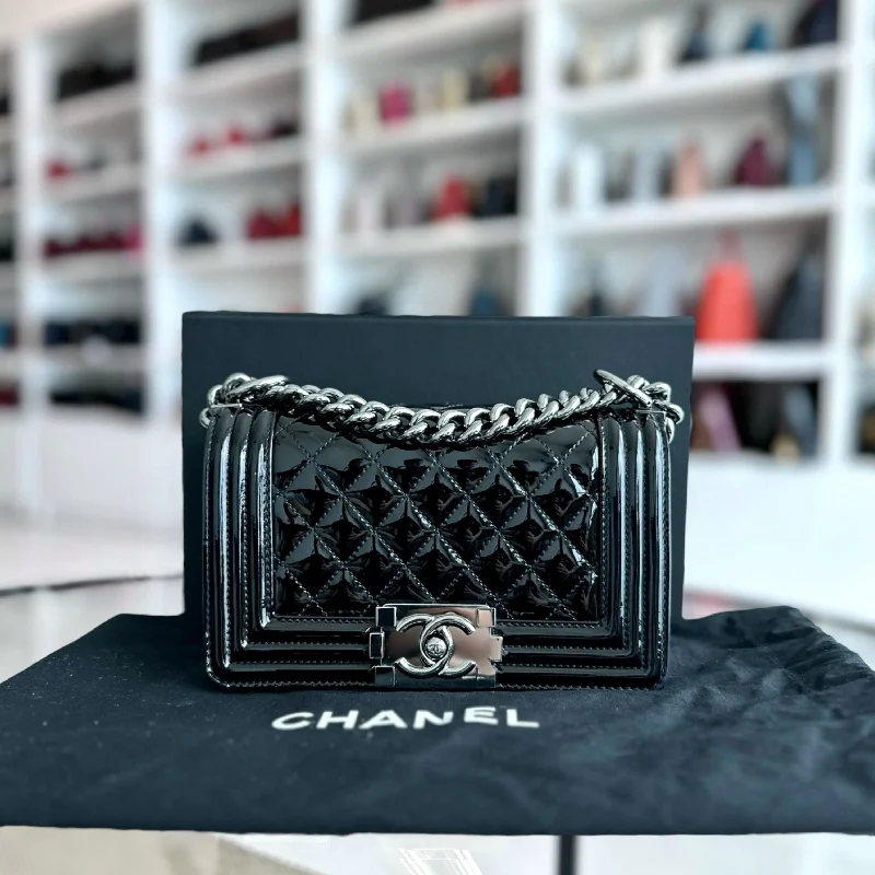 Chanel New Arrival Handbag with Gold HardwareBoy Small 20CM Quilted Patent Leather Leboy Black SHW No 19