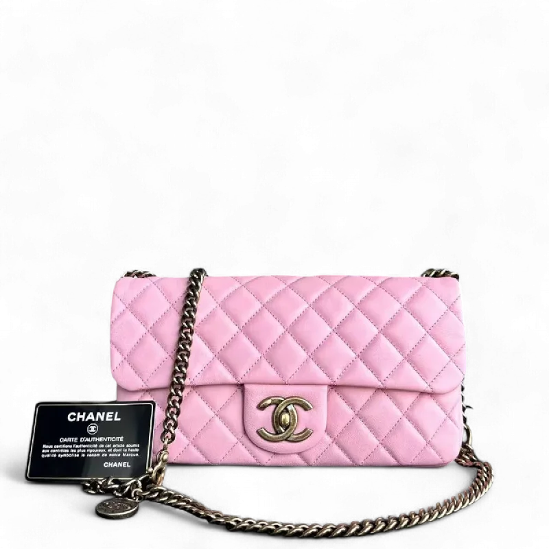 Chanel Chain Strap Handbag for Everyday UseChanel Calfskin CC Seasonal Flap Zipped Single Flap Quilted Pink Golden Hardware Series 18