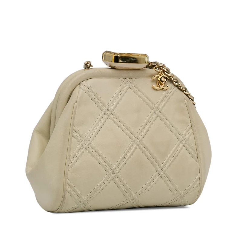 Chanel All - Match Handbag for Versatile StylingChanel Calfskin Kiss Lock Frame Bag (z1lges)