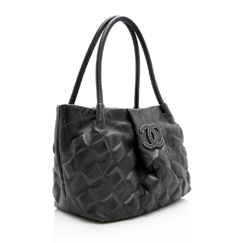 Chanel All - Match Handbag for Versatile StylingChanel Calfskin Sloane Small Tote (17980)