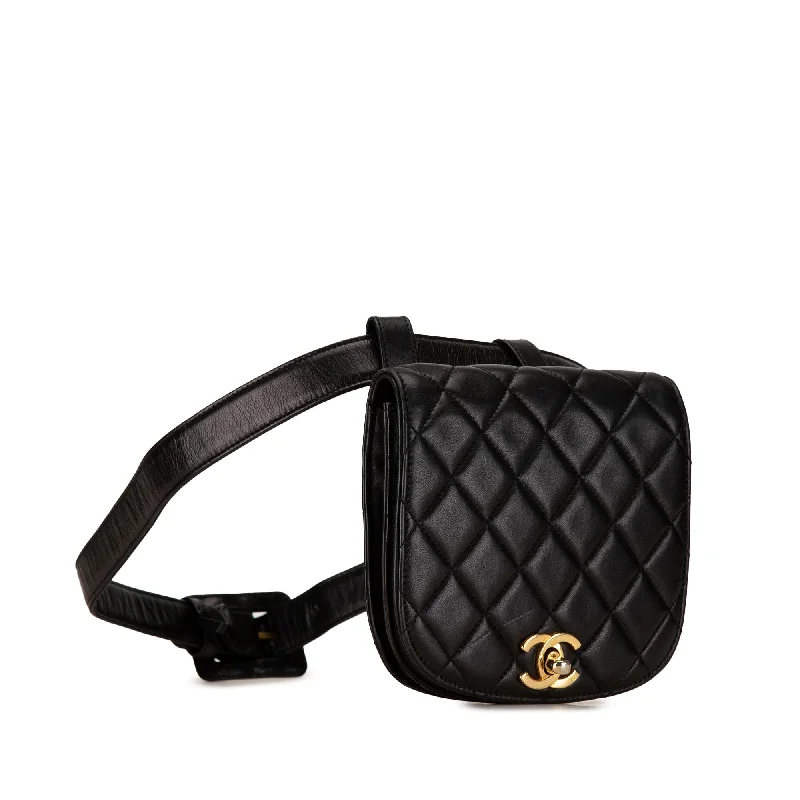 Chanel Black Handbag for Business MeetingsChanel CC Quilted Lambskin Belt Bag (GMYcCg)