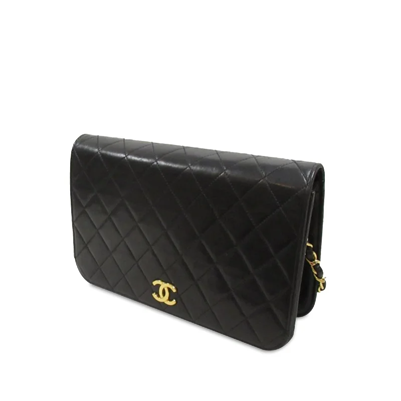 Chanel Lightweight Handbag for Daily ErrandsChanel CC Quilted Lambskin Full Flap (asJbUd)