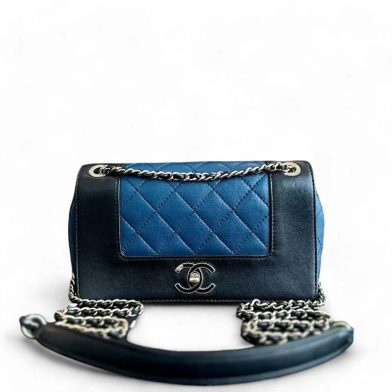 Chanel Designer Handbag with Unique DesignChanel Seasonal Flap - Mademoiselle Small 20CM Calfskin Two-Tone Black Blue Golden Hardware Series 23