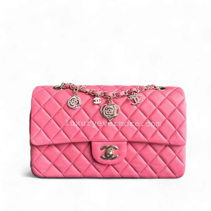 Chanel Chain Strap Handbag for Everyday UseChanel Classic Flap Medium - Vanitine Single Flap Quilted Lambskin Sakura Pink Golden Hardware Seires 19