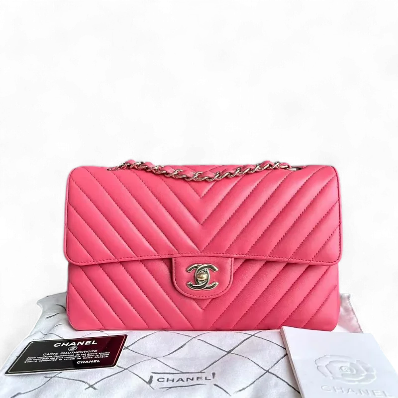 Chanel Lightweight Handbag for Daily Errands*Like New* Medium Chevron Lambskin Coral Pink Golden Hardware Series 24