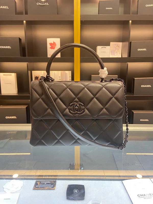 Chanel Handbag with Adjustable Strap for ComfortWF - Chanel Bags - 074