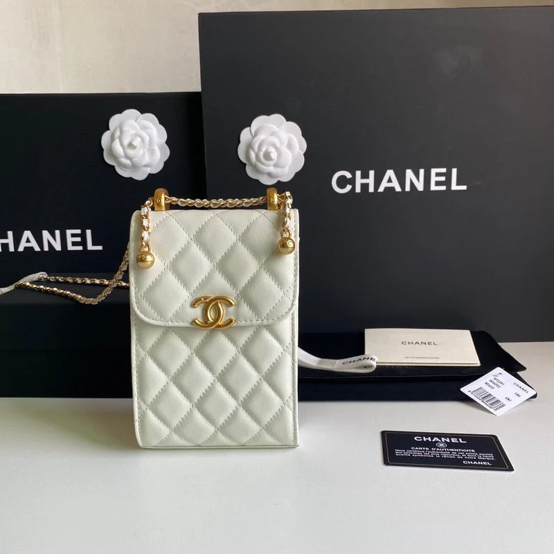 Chanel Handbag with Adjustable Strap for ComfortWF - Chanel Bags - 1550