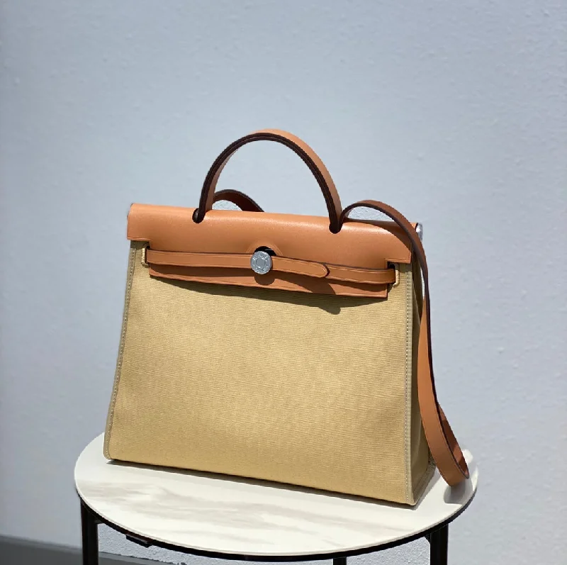 Hermes Bags with Magnetic and Twist - Lock ClosuresWhimsy Finds - Luxury New Arrival Bag - Hermes - 008