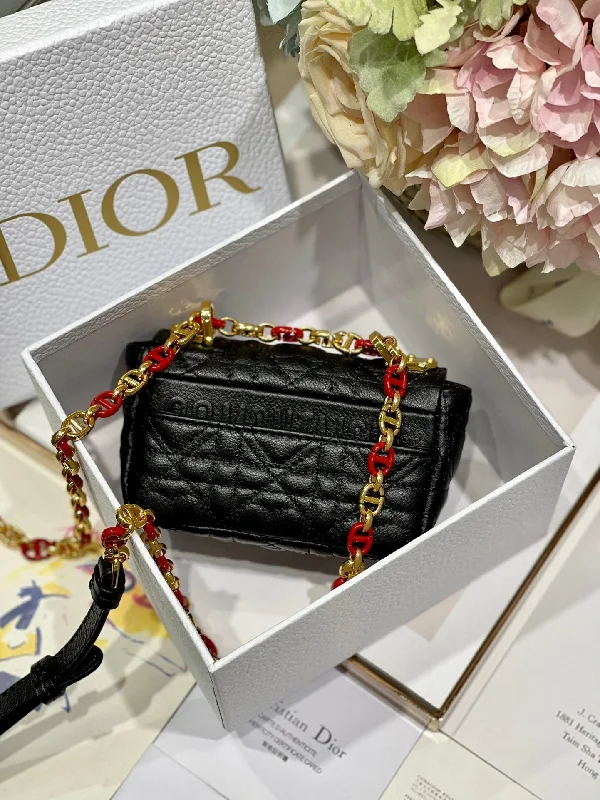 Trendsetting Christian Dior crossbody bags with a colorful strapChristian Dior Bags  718