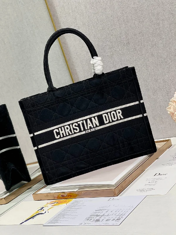 Luxury Christian Dior crossbody bags with a chain - link strapWF - Dior Bag - 414