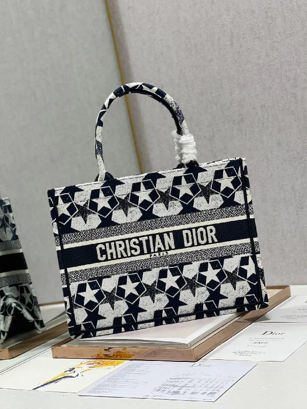 Contemporary Christian Dior handbags with a unique shapeWF - Dior Bag - 422