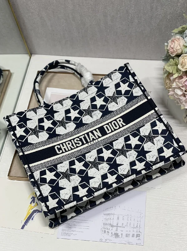 Trendsetting Christian Dior crossbody bags with a colorful strapWF - Dior Bag - 423