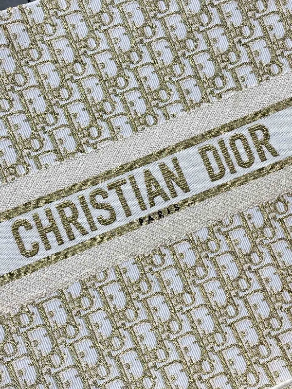 Christian Dior tote bags with a printed Dior logo on the frontWF - Dior Bag - 442